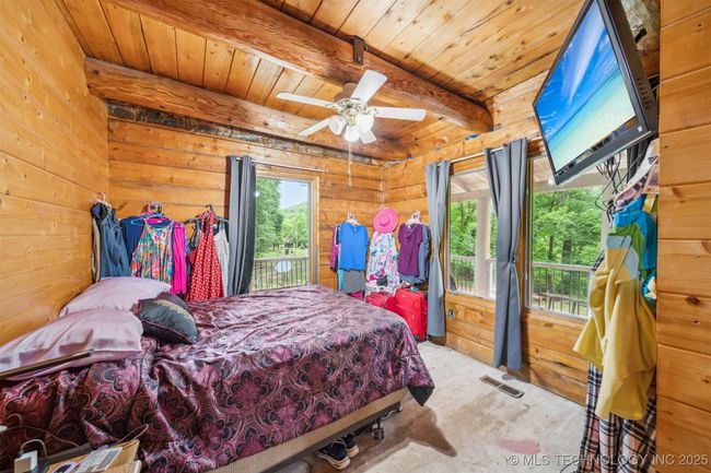 Main level - bedroom | Image 16