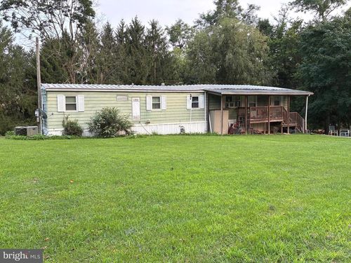 130 3rd Ave, MANCHESTER, PA, 17345-9426 | Card Image