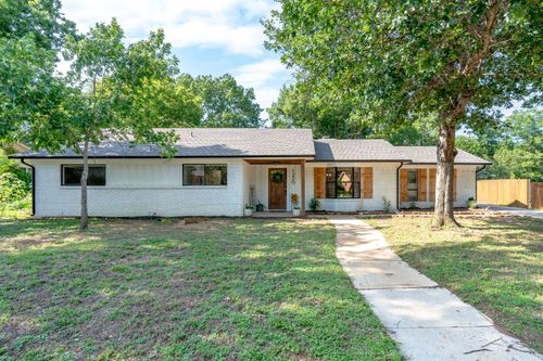 1220 Tulane Dr, Denton, TX, 76201-1723 | Card Image