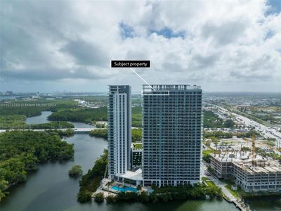 PH4 - 16385 Biscayne Blvd, Condo with 4 bedrooms, 4 bathrooms and null parking in North Miami Beach FL | Image 2