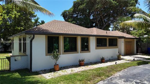 3208 Beacon St, Pompano Beach, FL, 33062-1208 | Card Image