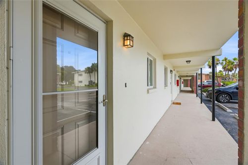 175-4570 Overlook Drive Ne, St Petersburg, FL, 33703 | Card Image