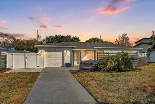 6319 16th St N, ST PETERSBURG, FL, 33702-7203 | Card Image