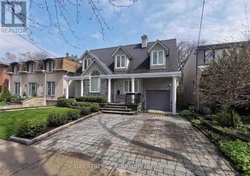 23 Nesbitt Dr, East York, ON, M4W2G2 | Card Image