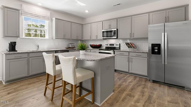 Kitchen | Image 12