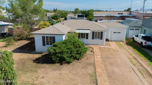 1415 E 11th St, Douglas, AZ, 85607-2319 | Card Image