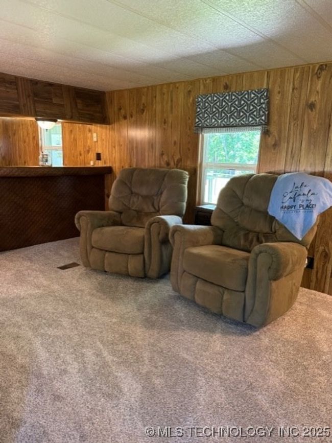247 Kiamichi Rd, House other with 3 bedrooms, 3 bathrooms and null parking in Eufaula OK | Image 4