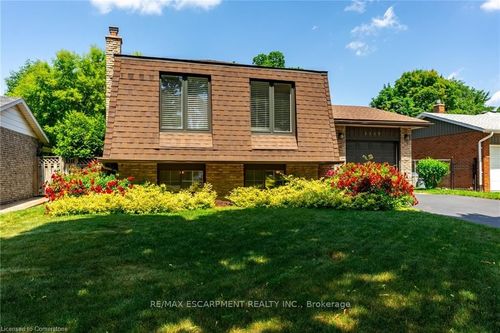1515 Brenner Cres, Burlington, ON, L7P2V9 | Card Image