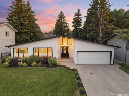 115 Whiteswan Dr, Saskatoon, SK, S7K4M5 | Card Image