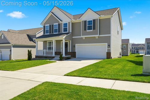 241 Quartz Way, White Lake, MI, 48386-1328 | Card Image