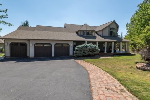 3061 Nw Jewell Way, Bend, OR, 97703-5438 | Card Image