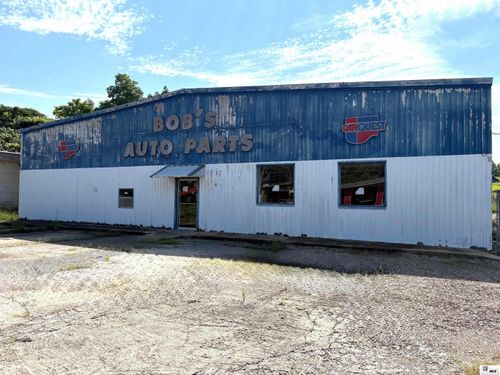 306 Sparrow St, Lake Providence, LA, 71254-3034 | Card Image