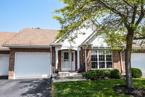 12-2684 Mewburn Rd, Niagara Falls, ON, L2J0A9 | Card Image