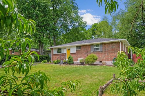 2920 Twin Lawn Dr, Nashville, TN, 37214-3523 | Card Image