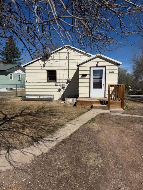 1937 Baltimore Avenue, Hot Springs, SD, 57754-0000 | Card Image