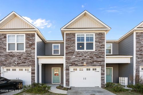 302 S Stingray Ln, Sneads Ferry, NC, 28460-6019 | Card Image