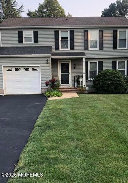 15 Barkalow Ave, Freehold, NJ, 07728-2027 | Card Image