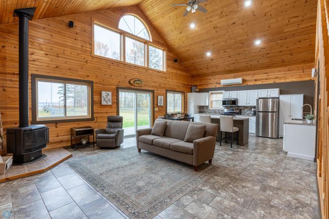 Great Room | Image 7