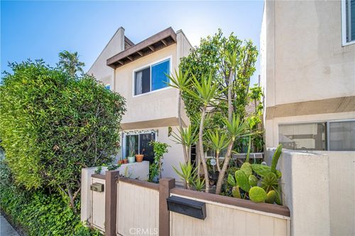unit-e29-16710 Orange Ave, Paramount, CA, 90723-6850 | Card Image