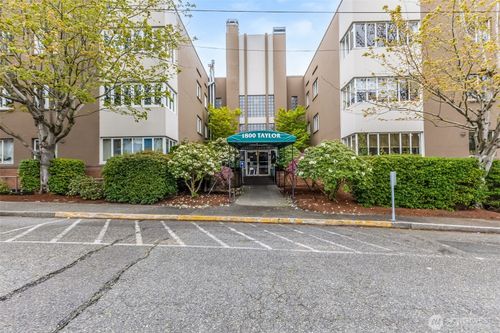 305-1800 Taylor Ave N, Seattle, WA, 98109-2658 | Card Image