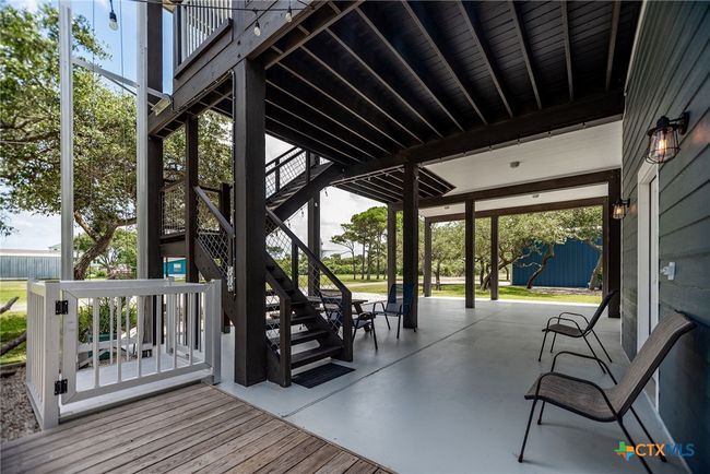 112 W Van Buren Ave, House other with 3 bedrooms, 2 bathrooms and null parking in Port O Connor TX | Image 6
