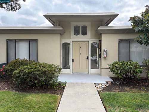2017 Pine Knoll Dr, Walnut Creek, CA, 94595-4648 | Card Image