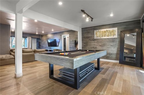 20422 20424 Schoenborn, Winnetka, CA, 91306 | Card Image