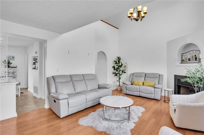 841 Sunset Cir, Townhouse with 3 bedrooms, 4 bathrooms and 2 parking in Cranberry Twp PA | Image 9