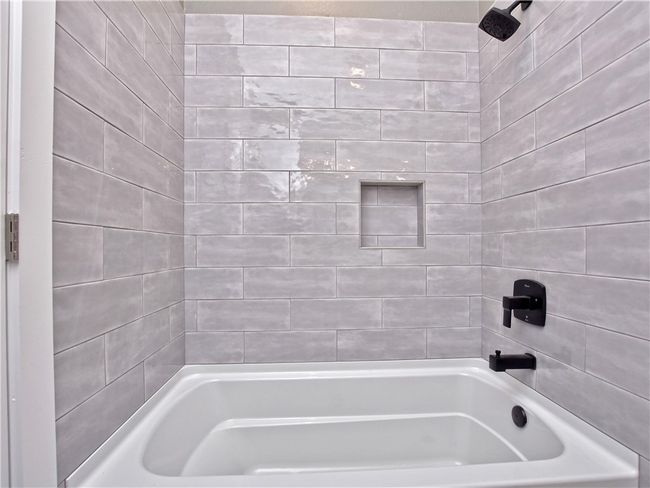 1 - 16310 Forest Way, Condo with 3 bedrooms, 3 bathrooms and 2 parking in Austin TX | Image 23