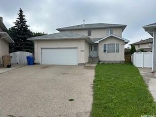 3827 Britannia Pl E, Regina, SK, S4V2Z6 | Card Image