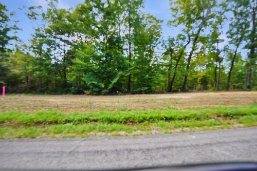 2 Freeman Fielder Rd, Stewart, TN, 37175 | Card Image