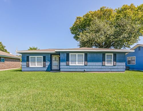 2206 15th Ave N, Texas City, TX, 77590-5034 | Card Image
