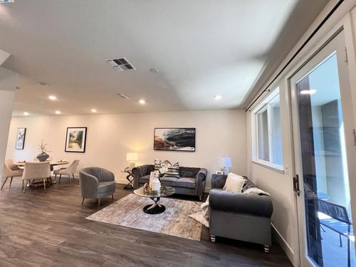 unit-1006-3819 Improvement Ter, Fremont, CA, 94538-6657 | Card Image