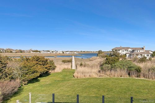 3 Old Meadow Bnd, Westhampton Beach, NY, 11978-2621 | Card Image