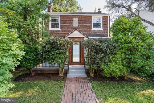 4542 Harrison St Nw, WASHINGTON, DC, 20015-2110 | Card Image
