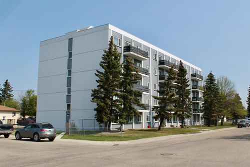 408 - 10230 106 Avenue, Home with 2 bedrooms, 1 bathrooms and 1 parking in Grande Prairie AB | Card Image