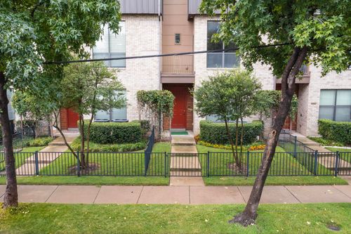 528-4211 Rawlins St, Dallas, TX, 75219-2715 | Card Image