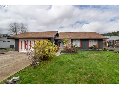 229 N Grove Ln, Sutherlin, OR, 97479-9628 | Card Image