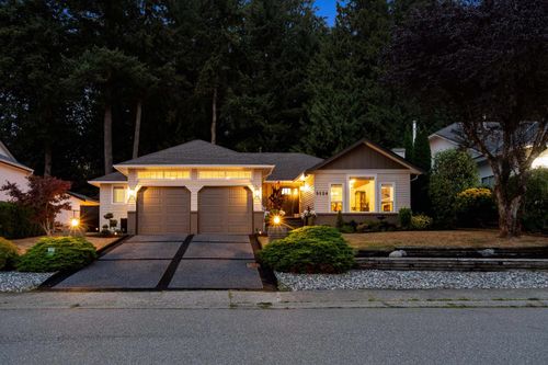 5124 219a St, Langley, BC, V3A8P8 | Card Image