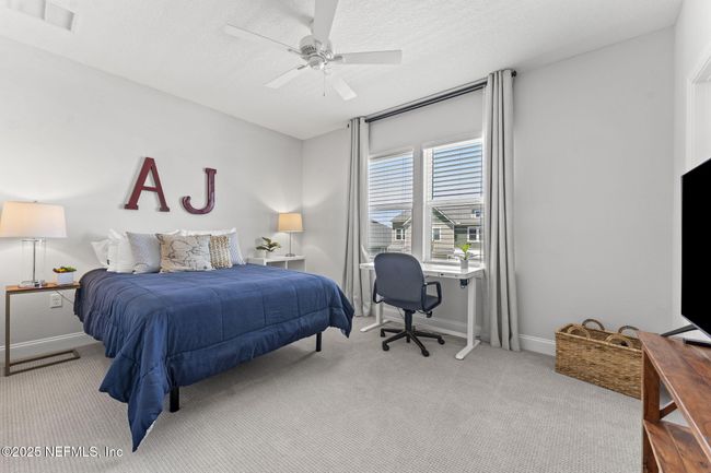 oversized 4th bedroom upstairs | Image 23