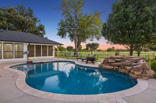 1695 Plummer Dr, Rockwall, TX, 75087-2320 | Card Image