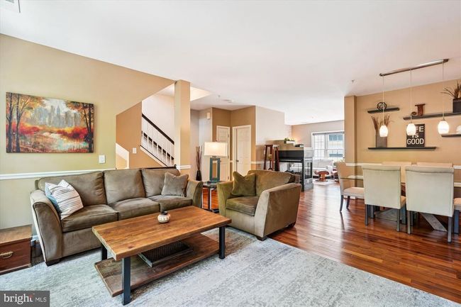 623-B - 623 Main St, Townhouse with 3 bedrooms, 3 bathrooms and null parking in GAITHERSBURG MD | Image 4