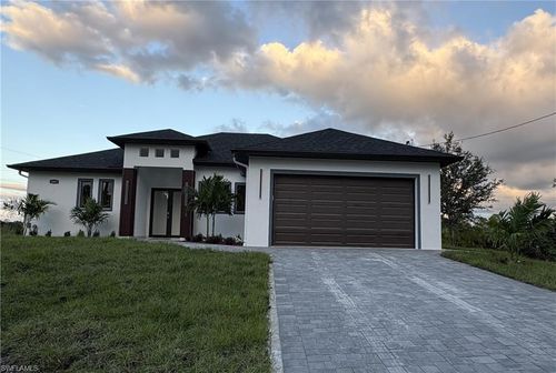 1047 Norton Ave S, Lehigh Acres, FL, 33974-4619 | Card Image