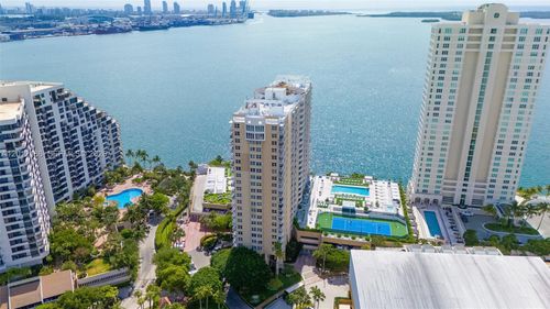 1114-770 Claughton Island Dr, Miami, FL, 33131-2628 | Card Image