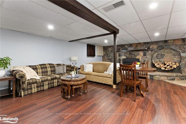 1105 Rosseau Lake Rd 1, House other with 3 bedrooms, 2 bathrooms and 8 parking in Windermere ON | Image 22