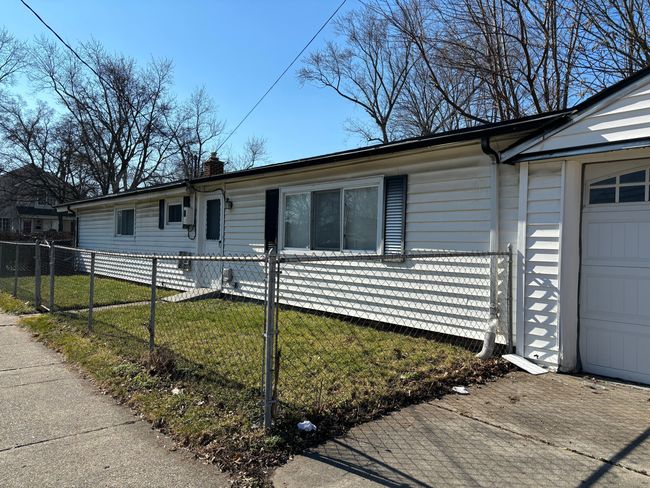 1333 E George Ave, House other with 3 bedrooms, 1 bathrooms and null parking in Hazel Park MI | Image 11