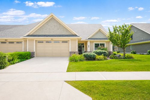 3876 Berkshire Rd Sw, Rochester, MN, 55902-1737 | Card Image
