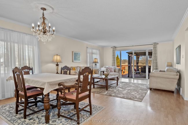 32 Abbey Dawn Dr, House other with 3 bedrooms, 3 bathrooms and 4 parking in Bath ON | Image 12