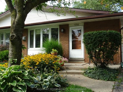 6763 Wilinger St, Niagara Falls, ON, L2J2B4 | Card Image