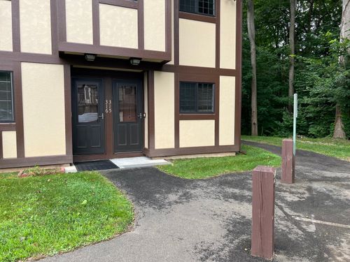 315-315 Foxwood Ln, Milford, CT, 06461-2734 | Card Image